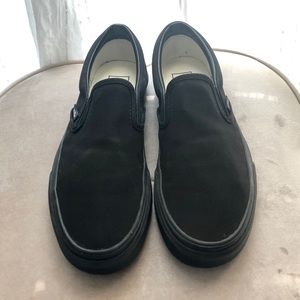 black slip on vans size 7